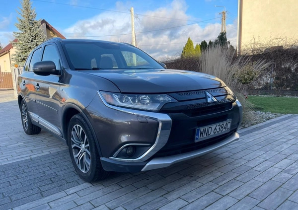 Mitsubishi Outlander cena 79000 przebieg: 98500, rok produkcji 2016 z Lubień Kujawski małe 301